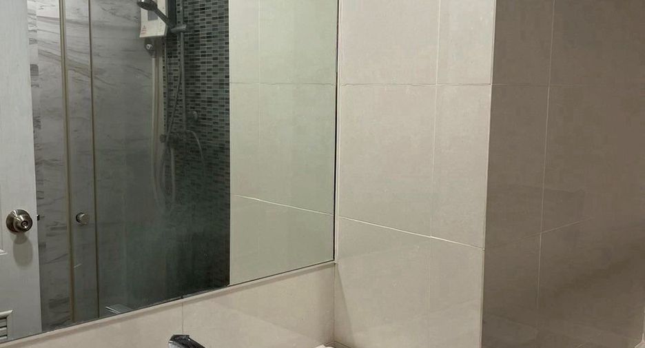 For sale 3 bedrooms condo in Bang Na, Bangkok