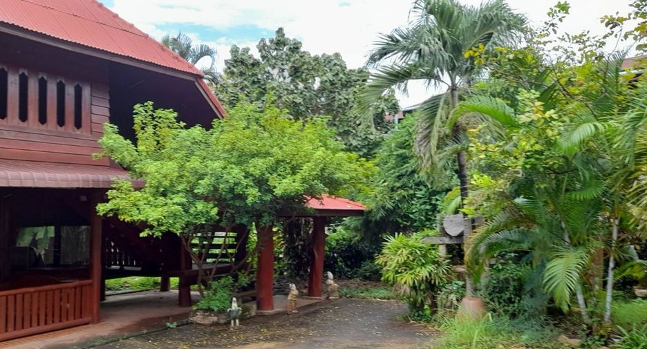 For rent 2 bedrooms villa in Muang Nan, Nan