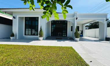 Villa en alquiler y en venta de 3 habitaciones en Sam Roi Yot, Prachuap Khiri Khan