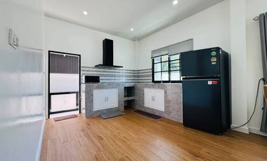 Villa en alquiler y en venta de 3 habitaciones en Sam Roi Yot, Prachuap Khiri Khan
