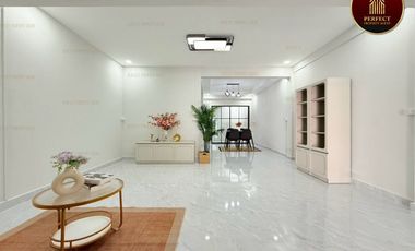 For sale 3 ベッドルーム townhouse in Khan Na Yao, Bangkok