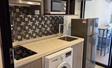 Wohnung zur Miete mit 1 Zimmer in Bang Phlat, Bangkok