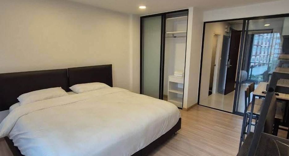 Wohnung zur Miete mit 1 Zimmer in Bang Phlat, Bangkok