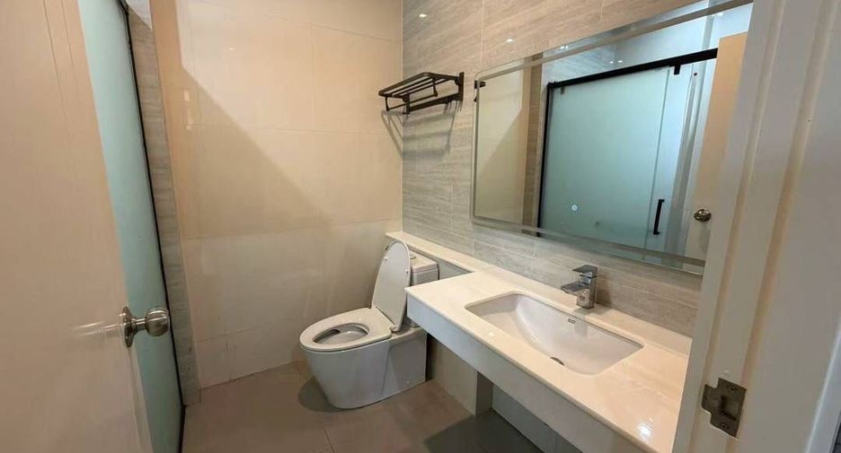 For rent 4 bedrooms house in Bang Lamung, Chonburi