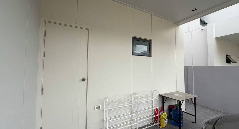 For rent 4 bedrooms house in Bang Lamung, Chonburi