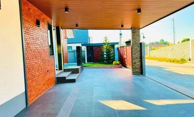 For sale 3 bedrooms villa in Bang Lamung, Chonburi