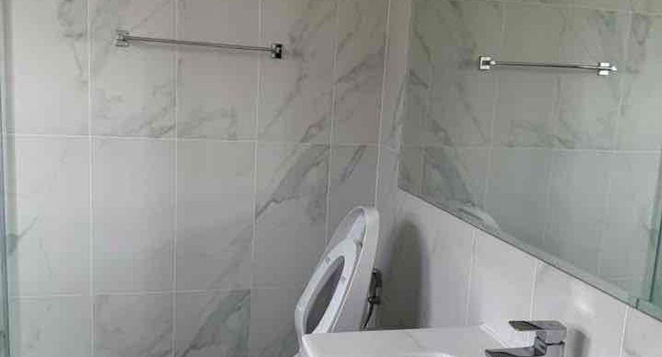 À vendre et à louer 3 chambres maison à Bang Lamung, Chonburi