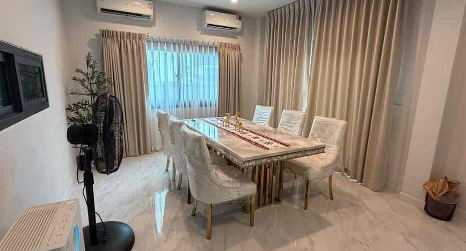 À vendre et à louer 3 chambres maison à Bang Lamung, Chonburi