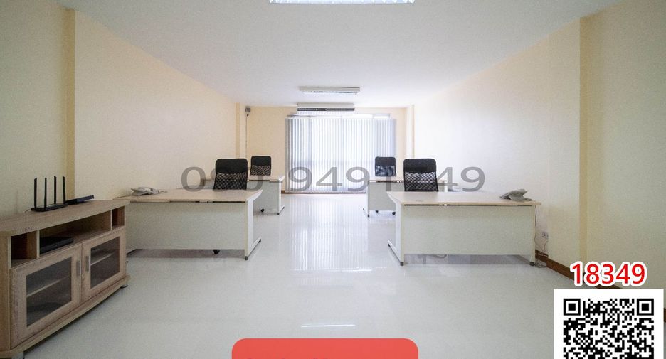 For rent 4 bedrooms retail Space in Lat Krabang, Bangkok