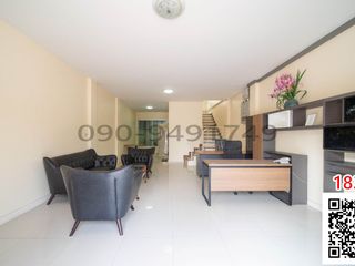 For sale 4 bedrooms retail Space in Lat Krabang, Bangkok