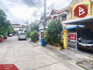 For sale 2 bedrooms townhouse in Wang Thonglang, Bangkok