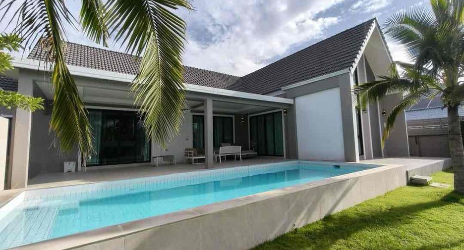 Villa en alquiler de 4 habitaciones en Bang Lamung, Chonburi