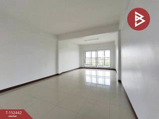 Продажа 4 спальни торговое помещение в Mueang Samut Prakan, Самутпракан
