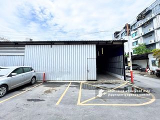 For rent warehouse in Bang Kapi, Bangkok