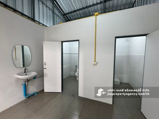 For rent warehouse in Khan Na Yao, Bangkok