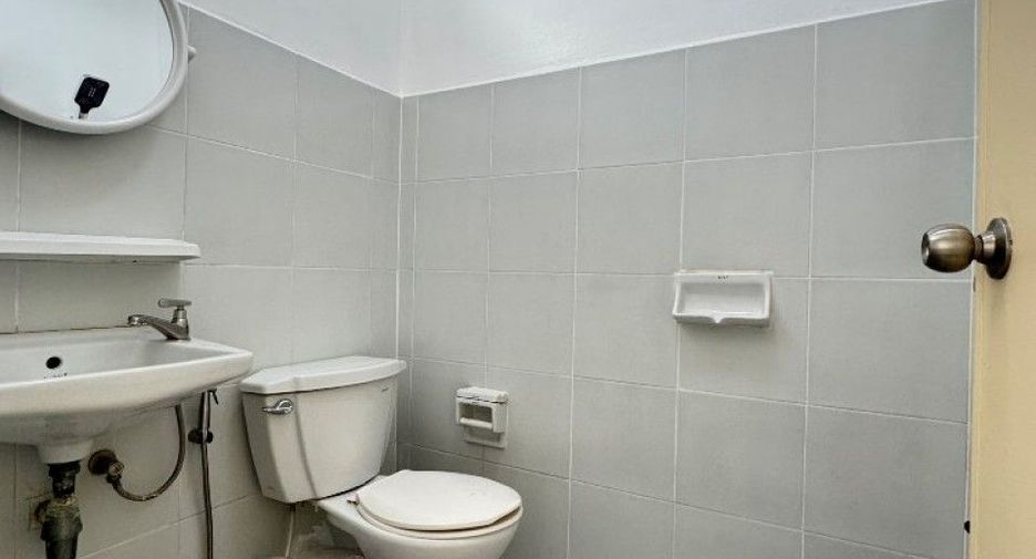 For sale 1 bed condo in Bang Sao Thong, Samut Prakan