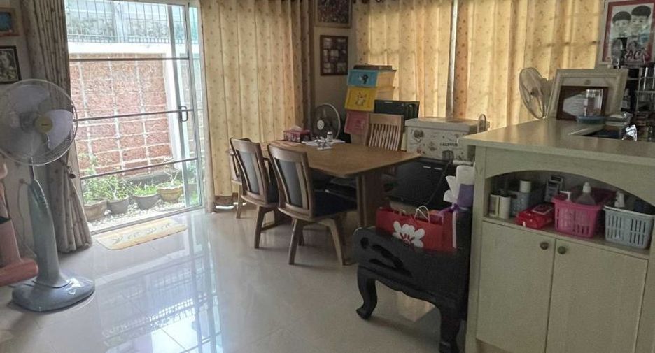 À vendre 4 chambres maison à Prawet, Bangkok