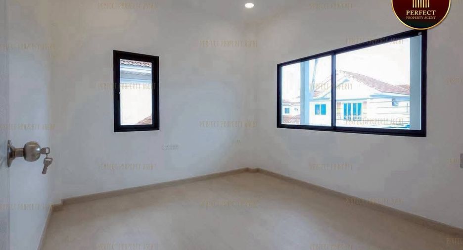 Haus zum Kauf mit 3 Zimmer in Mueang Nonthaburi, Nonthaburi