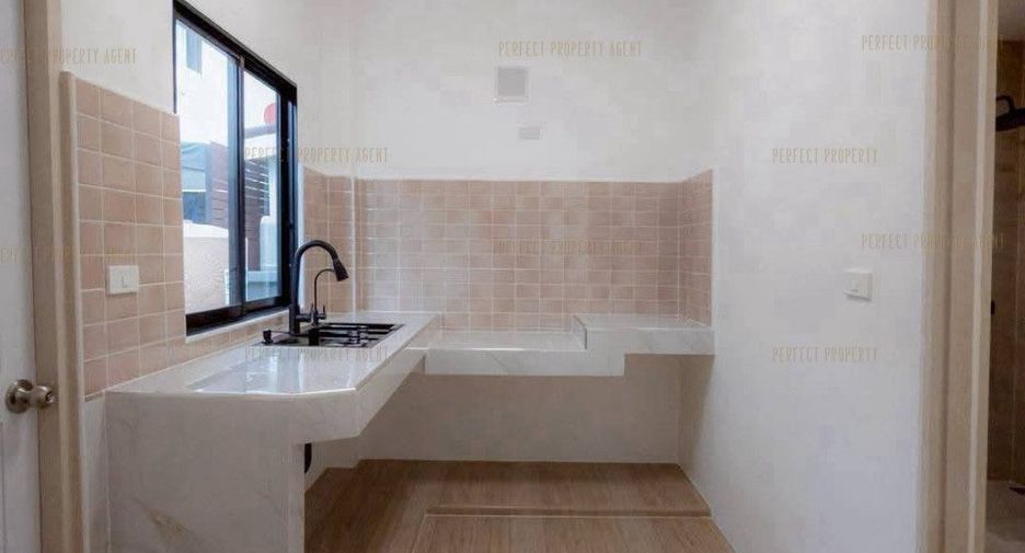 Haus zum Kauf mit 3 Zimmer in Mueang Nonthaburi, Nonthaburi
