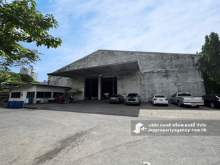 For rent warehouse in Huai Khwang, Bangkok