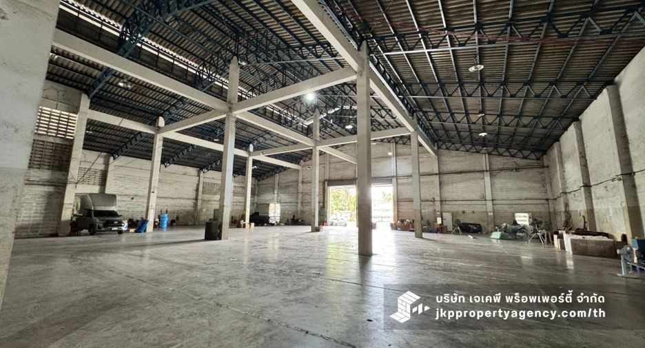For rent warehouse in Huai Khwang, Bangkok