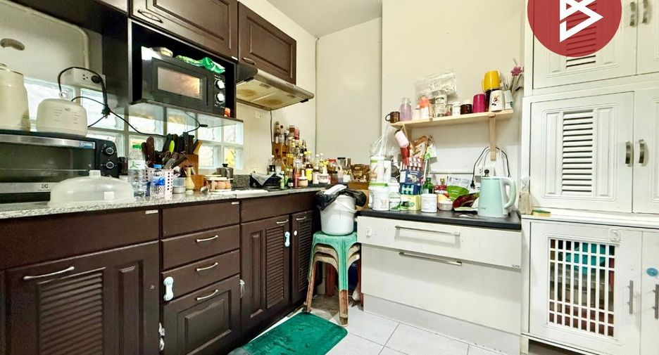 Casa en venta de 4 habitaciones en Pak Kret, Nonthaburi