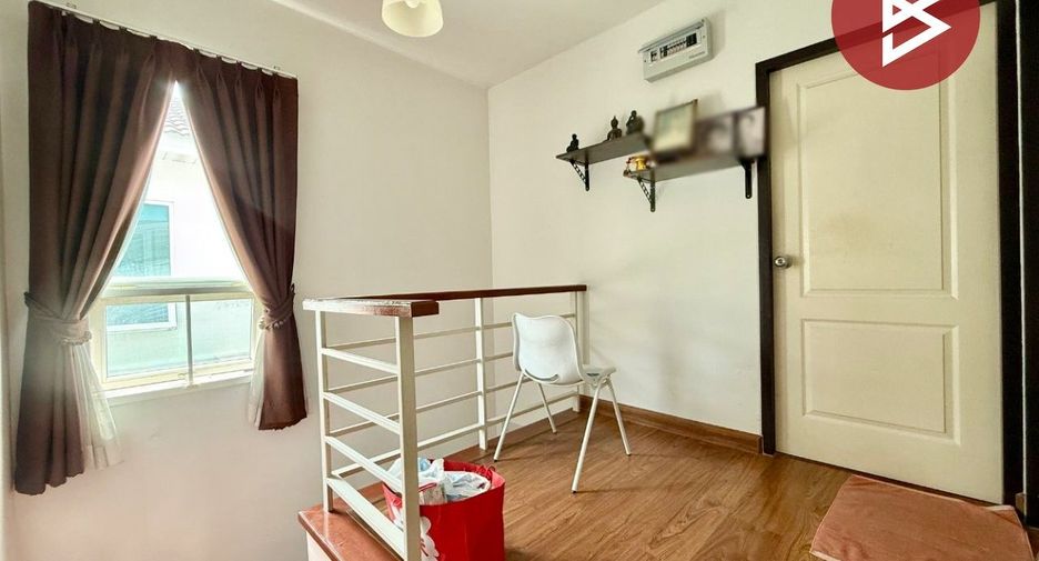 Casa en venta de 4 habitaciones en Pak Kret, Nonthaburi