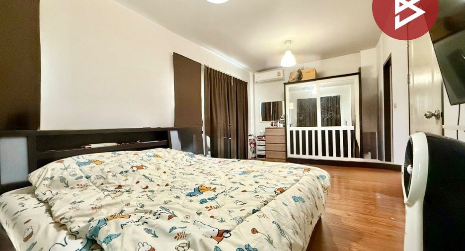 Casa en venta de 4 habitaciones en Pak Kret, Nonthaburi