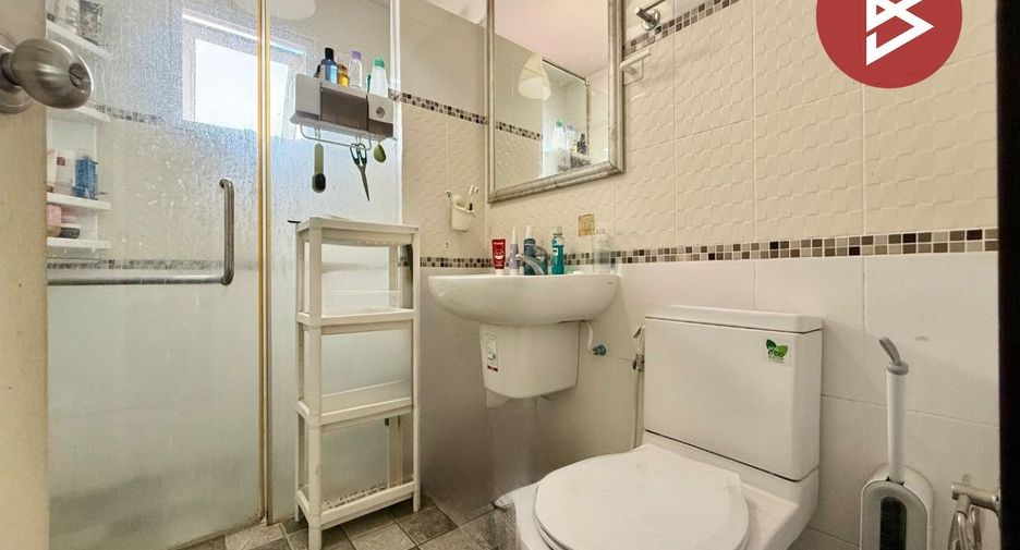 Casa en venta de 4 habitaciones en Pak Kret, Nonthaburi