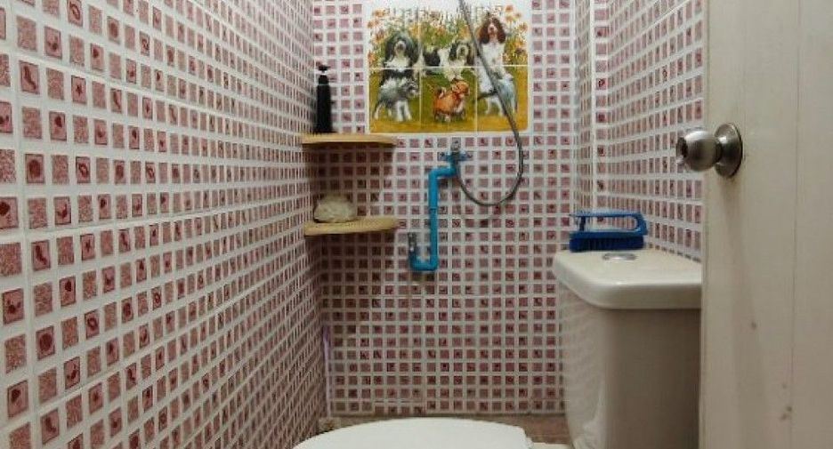 For sale 2 bedrooms townhouse in Sam Phran, Nakhon Pathom