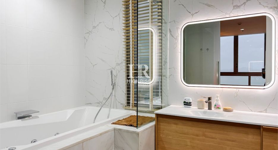 For sale 2 bedrooms condo in Bang Lamung, Chonburi