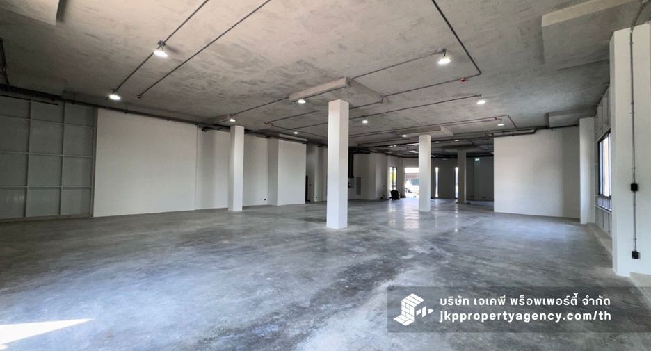For rent warehouse in Bang Kapi, Bangkok