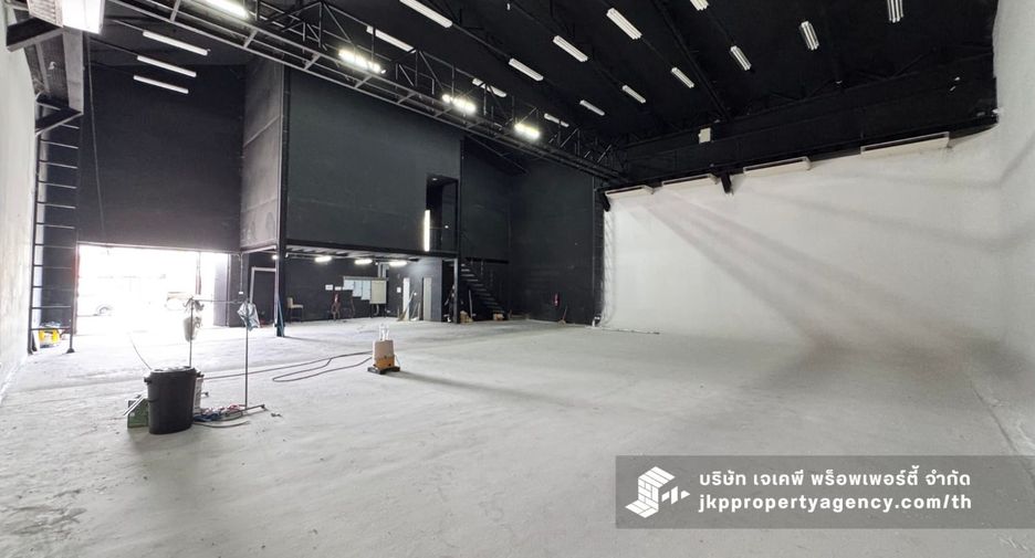 For rent warehouse in Khan Na Yao, Bangkok