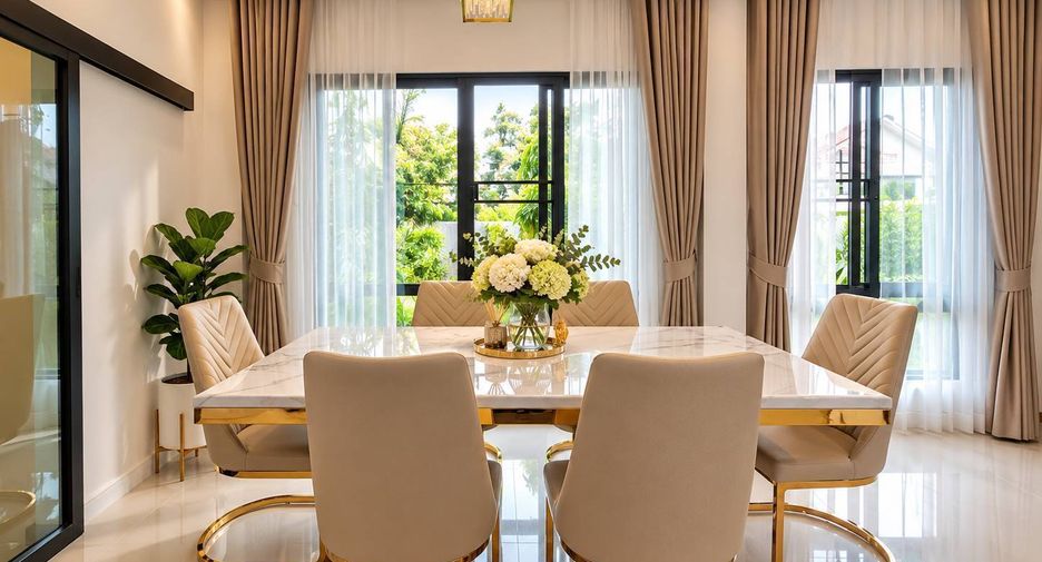Casa en alquiler de 4 habitaciones en Hang Dong, Chiang Mai