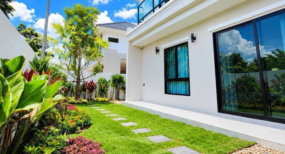 Casa en alquiler de 4 habitaciones en Hang Dong, Chiang Mai