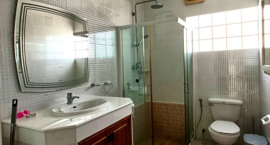 Продажа 3 спальни вилла в Банг Ламунг, Чонбури