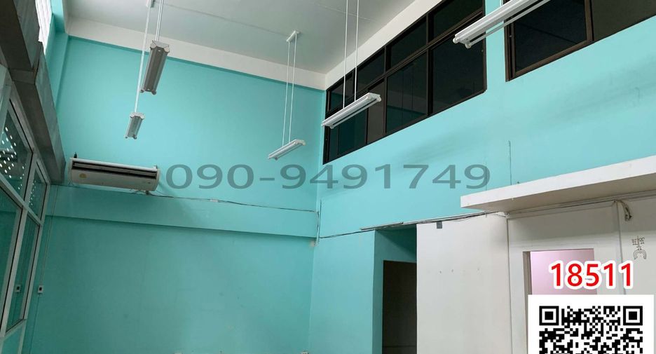 For rent 6 bedrooms retail Space in Phra Khanong, Bangkok