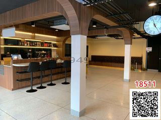 For rent 6 bedrooms retail Space in Phra Khanong, Bangkok