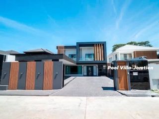 For rent 5 bedrooms villa in Bang Lamung, Chonburi