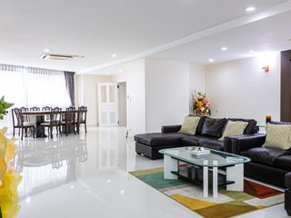 出租 3 卧室 公寓 在 Khlong Toei, 曼谷