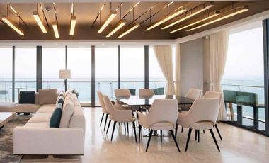 For sale 4 bedrooms condo in Yan Nawa, Bangkok