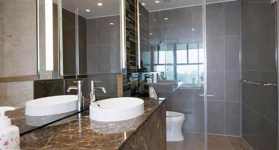 For sale 4 bedrooms condo in Yan Nawa, Bangkok