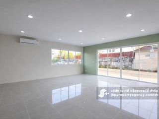 For rent warehouse in Bang Kapi, Bangkok