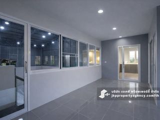 For rent warehouse in Bang Kapi, Bangkok