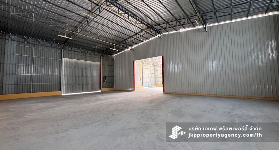 For rent warehouse in Wang Thonglang, Bangkok
