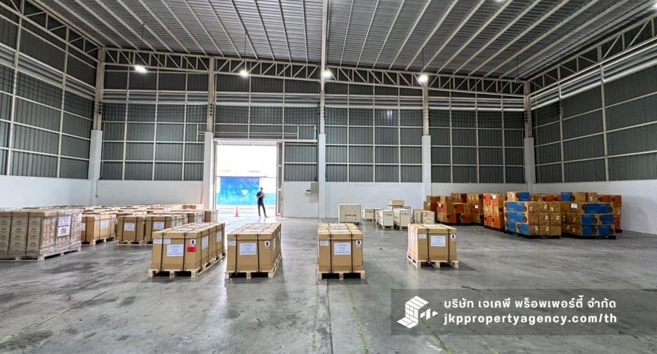 For rent warehouse in Khlong Toei, Bangkok