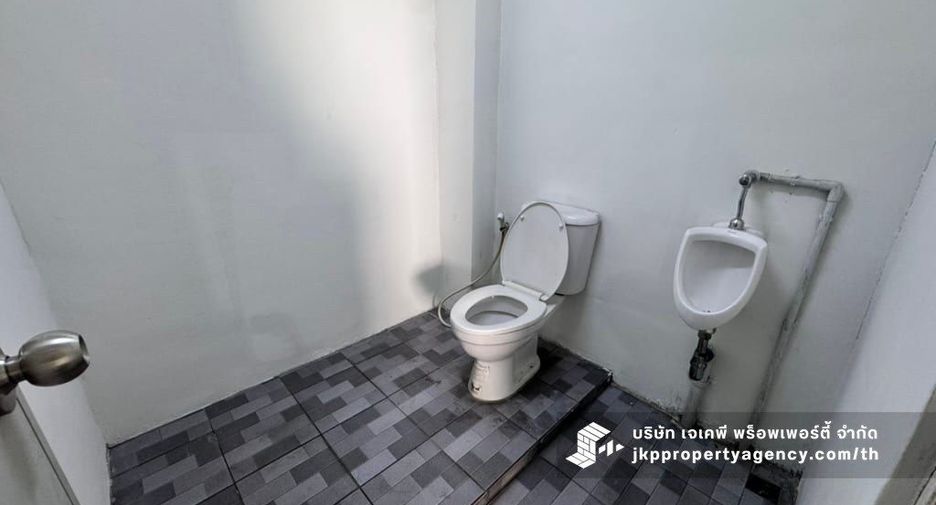For rent warehouse in Khlong Toei, Bangkok
