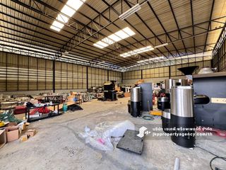 For rent warehouse in Saphan Sung, Bangkok