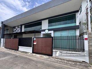 For rent warehouse in Suan Luang, Bangkok
