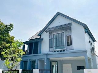 For rent 4 bedrooms house in Bang Khun Thian, Bangkok